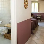 Casa Marvita Alojamento de Acomodação e Pequeno-almoço Cuneo